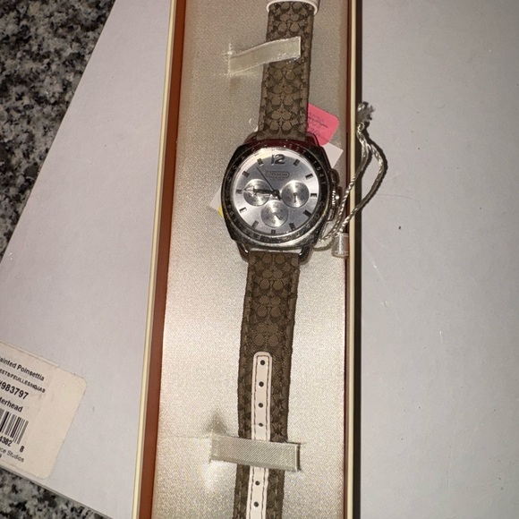 Coach Women’s Chronograph - Picture 1 of 4